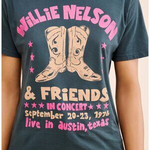 NEW! Let Luv Willy Nelson T-Shirt